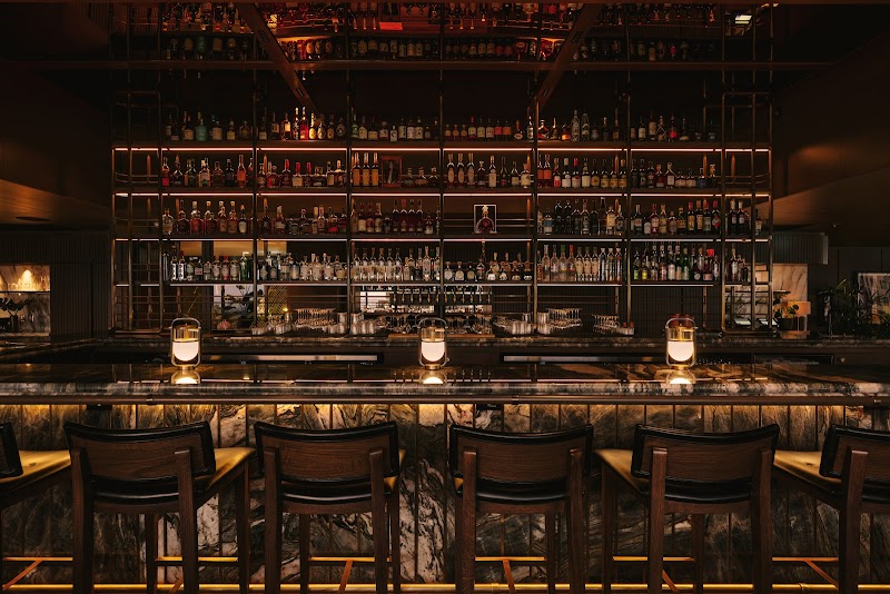 Major Tom Bar